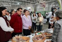 Acercan opciones de trabajo a buscadores de empleo en Tlaxcoapan