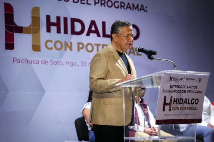 301025_GOBERNADOR_ENTREGA DE APOYOS HIDALGO CON POTENCIAL-27