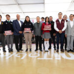 Julio Menchaca entrega 10 mil tabletas a estudiantes de nivel medio superior