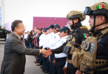 Julio Menchaca refuerza la seguridad y reconoce a policías de Hidalgo