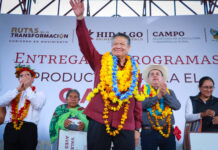 Programas sociales son política pública, no una dádiva: Julio Menchaca