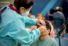 Alianza DIFH–CEUMH–UNAM brinda prótesis oculares gratuitas a hidalguenses de 36 municipios