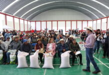 Con entrega de semillas en los 84 municipios, impulsa gobierno de Hidalgo productividad del campo