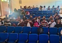 Capacitan a estudiantes motociclistas en seguridad vial en Tepetitlán