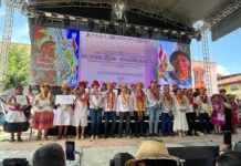 Gobierno de Hidalgo reconoce labor de parteras tradicionales en el Día Internacional de los Pueblos Indígenas
