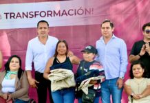 Dignifican al personal de Tula: Cristhian Martínez entrega uniformes y medicinas para empleados y sus familias